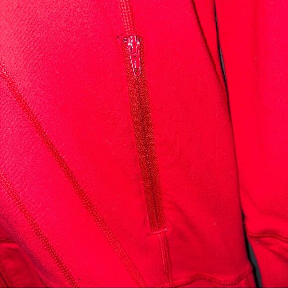 Lululemon In Stride Jacket Currant Red Womens size 8 - Picture 5 of 12